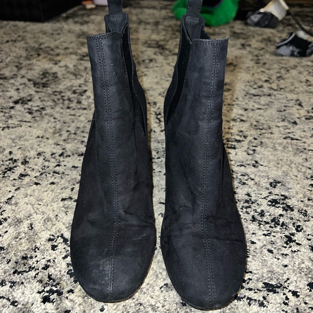 Black heels